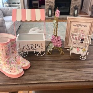 Easter in Paris collection